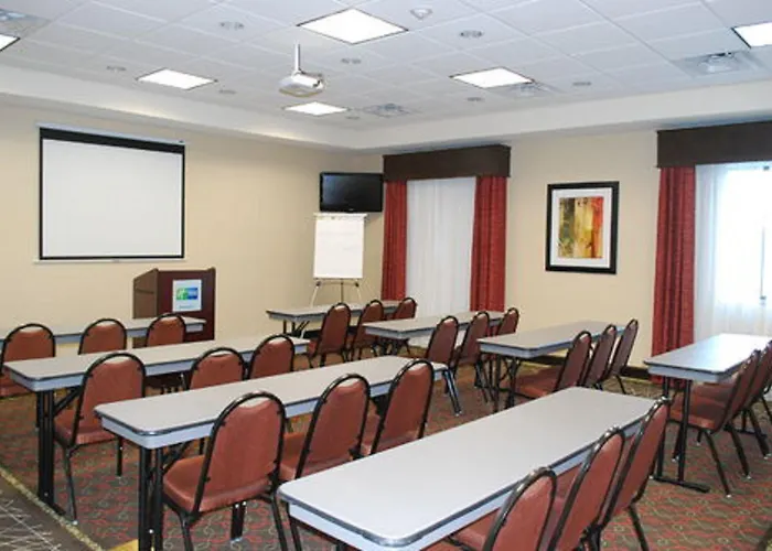 Holiday Inn Express & Suites Houston South - Near Pearland By Ihg