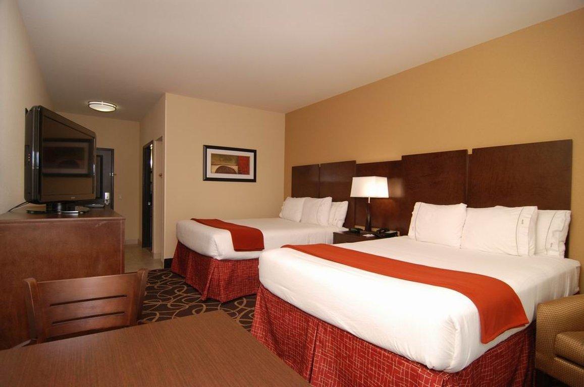 Express & Houston South - Near By Ihg 2* Pearland